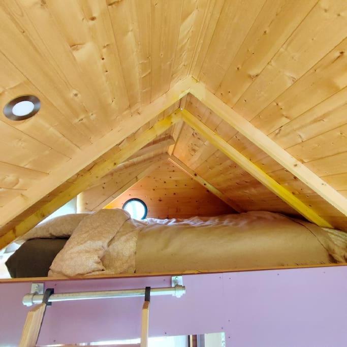 Nuit Insolite En Tiny House Questembert Экстерьер фото